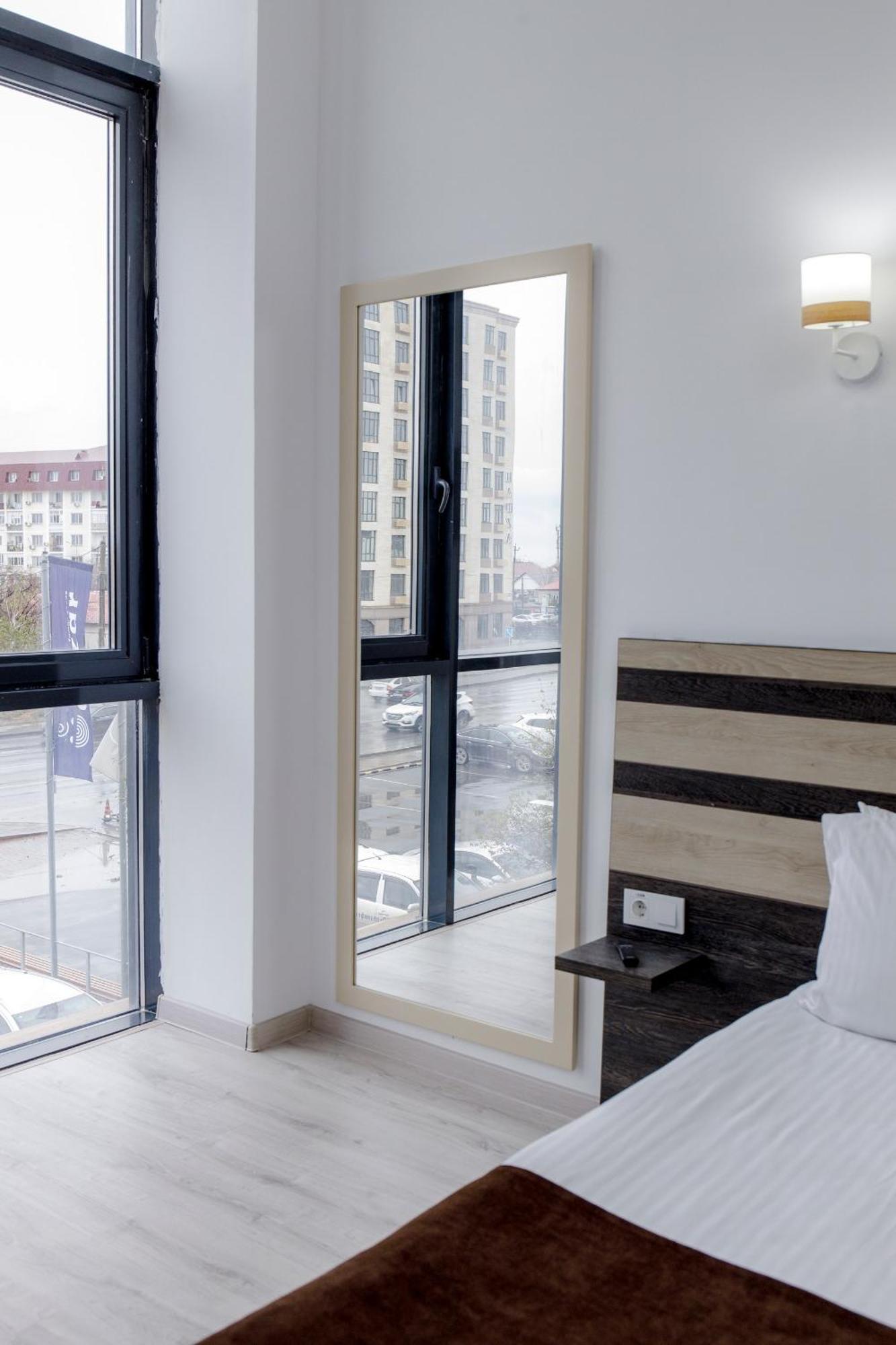 Infinity Plaza Block 1 Hotel Atirau Kültér fotó