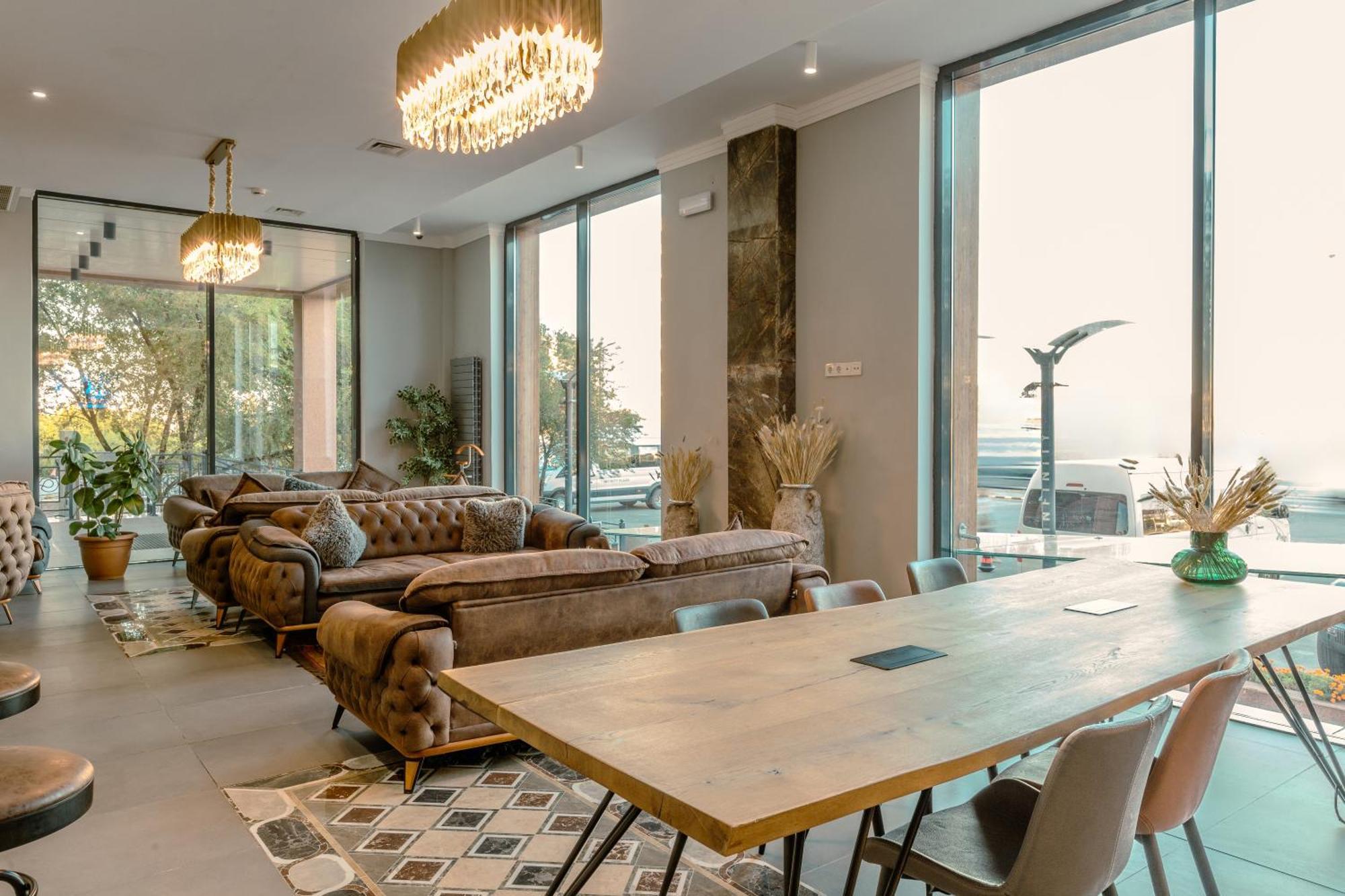 Infinity Plaza Block 1 Hotel Atirau Kültér fotó