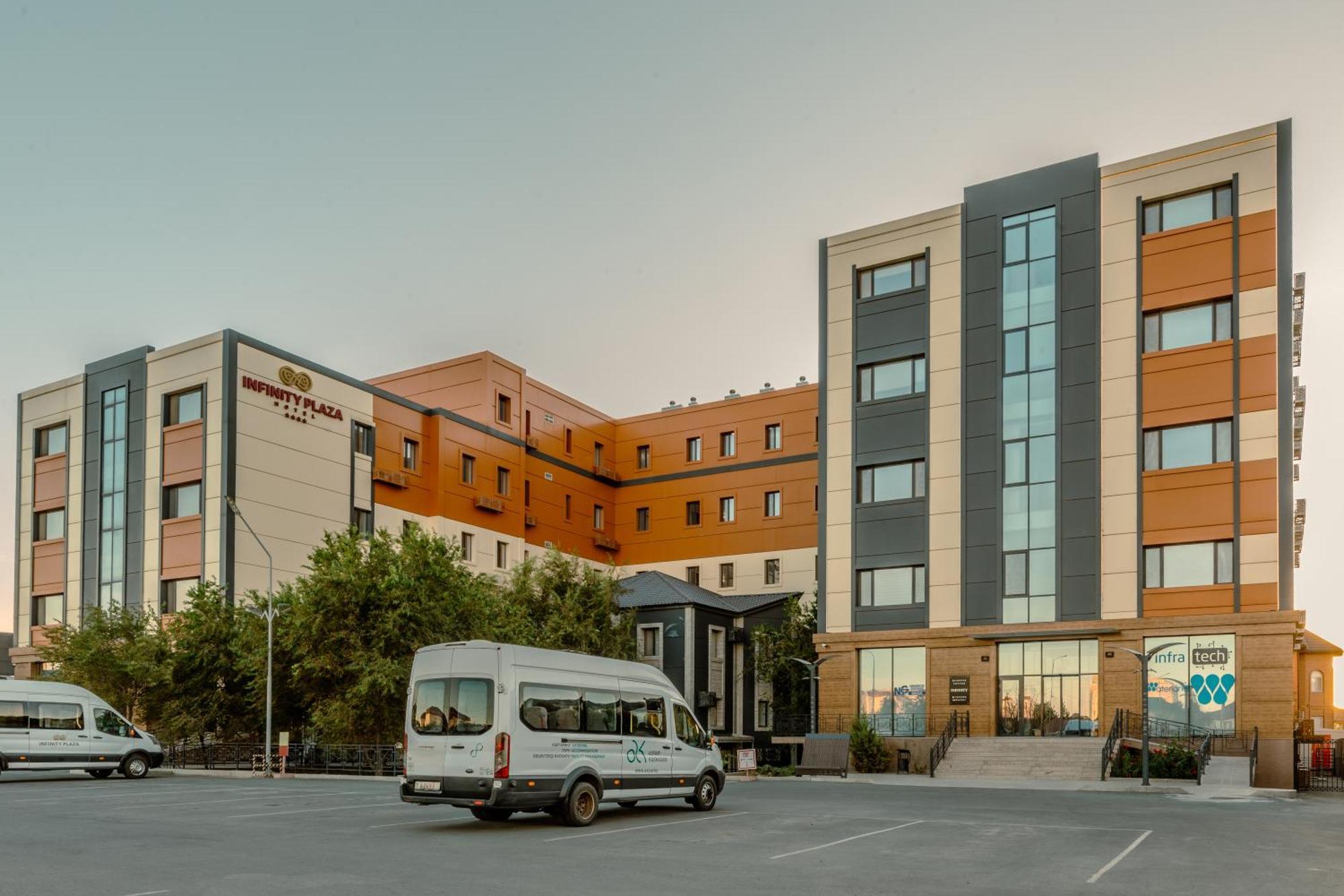 Infinity Plaza Block 1 Hotel Atirau Kültér fotó